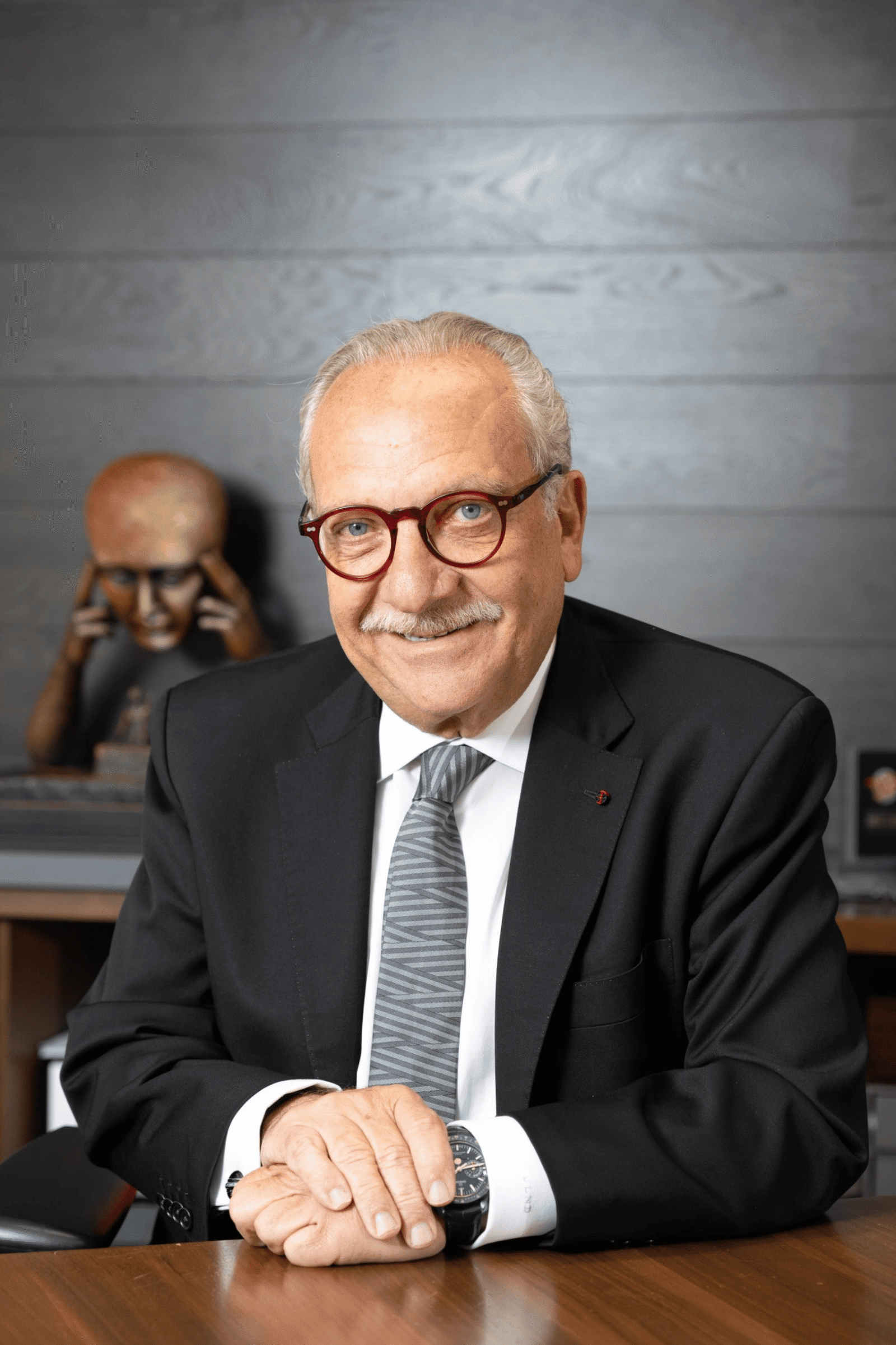 67607f176e449c7811ce8a01_1